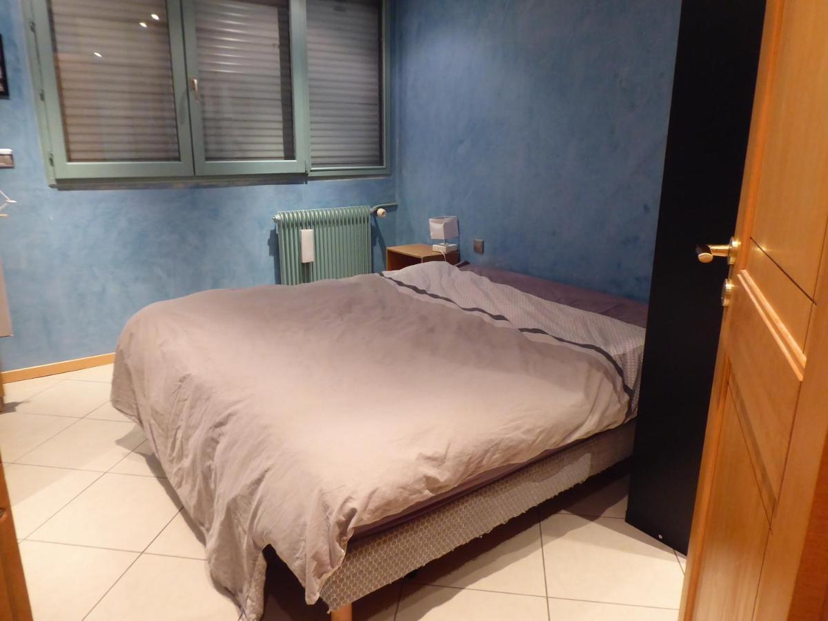 Chambre Dans Un Appartement Annecy Gare-Centre Buitenkant foto